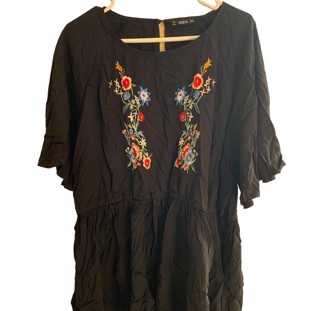 SHEIN Short Sleeve Boho Floral Embroidered Crochet Top 4X